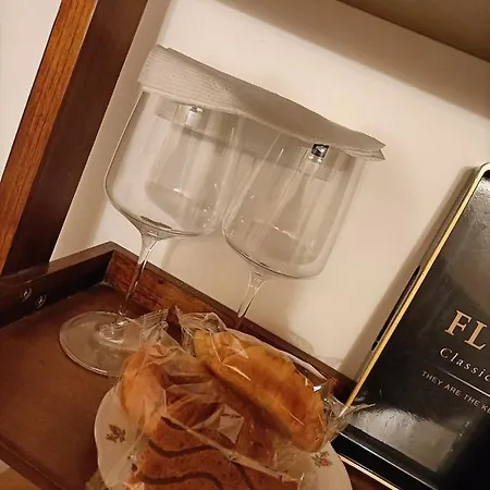 Paradiso Bed and Breakfast *